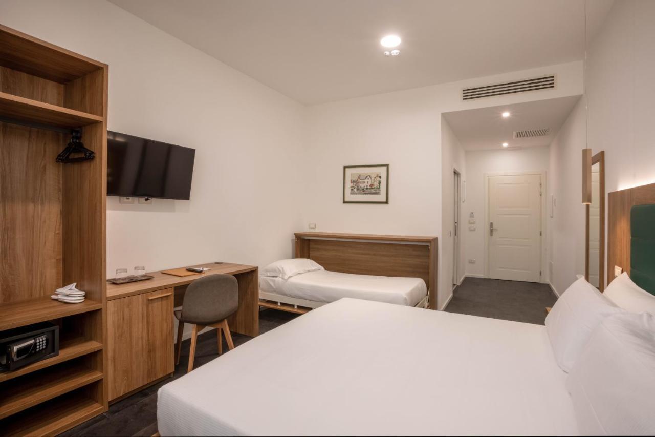 V Hotel อังโกนา ภายนอก รูปภาพ